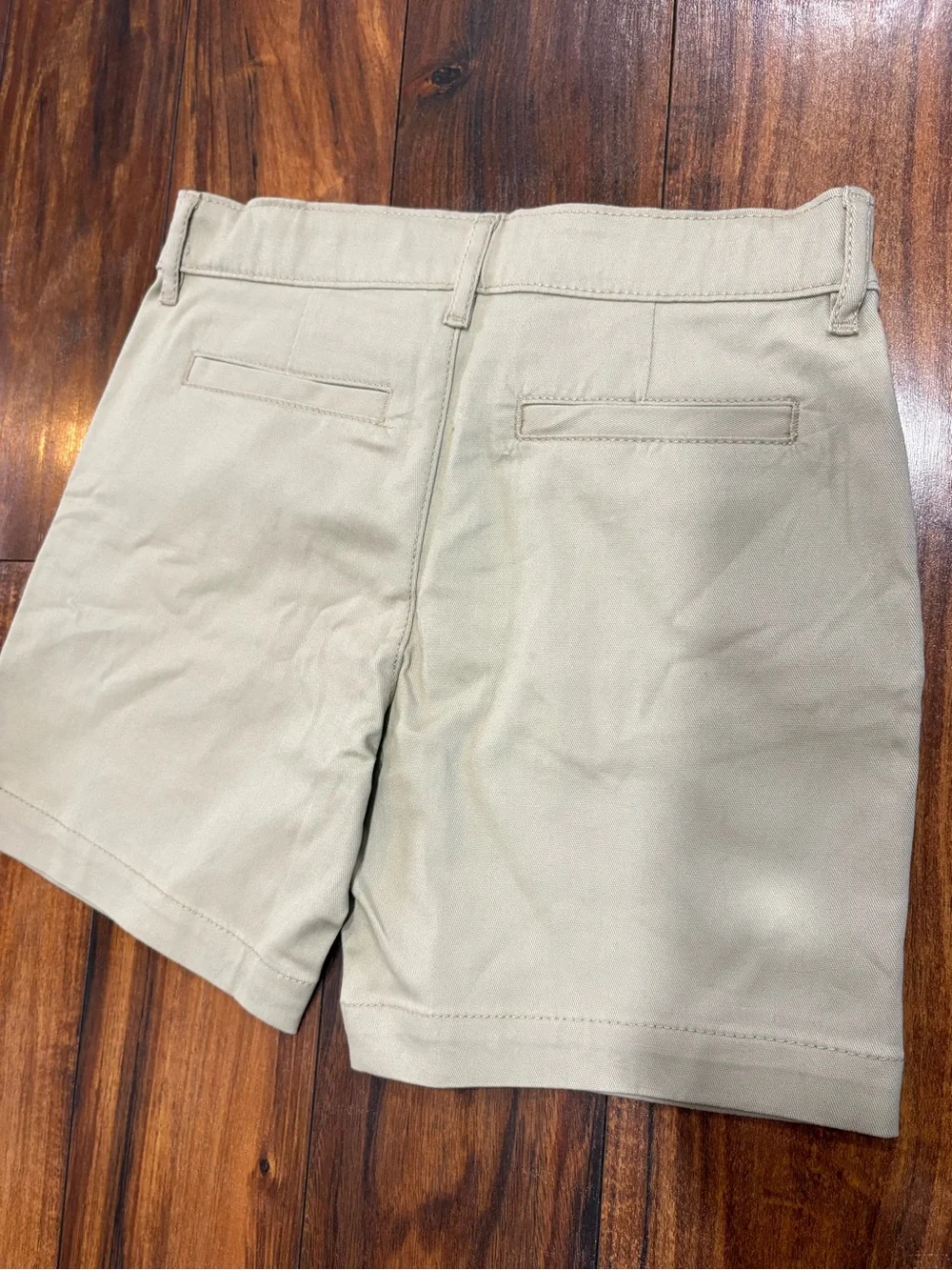 Old Navy Girls NWT Bermuda Shorts - Beige SIZE 10 uniform
